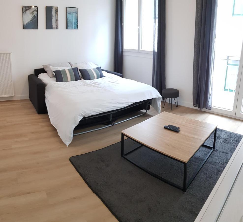Appartement Centre Ville Concarn Home Конкарно Екстериор снимка